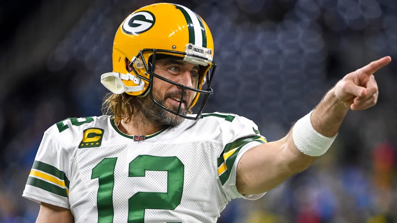 Packers'tan Aaron Rodgers, 2021 NFL MVP'si seçildi