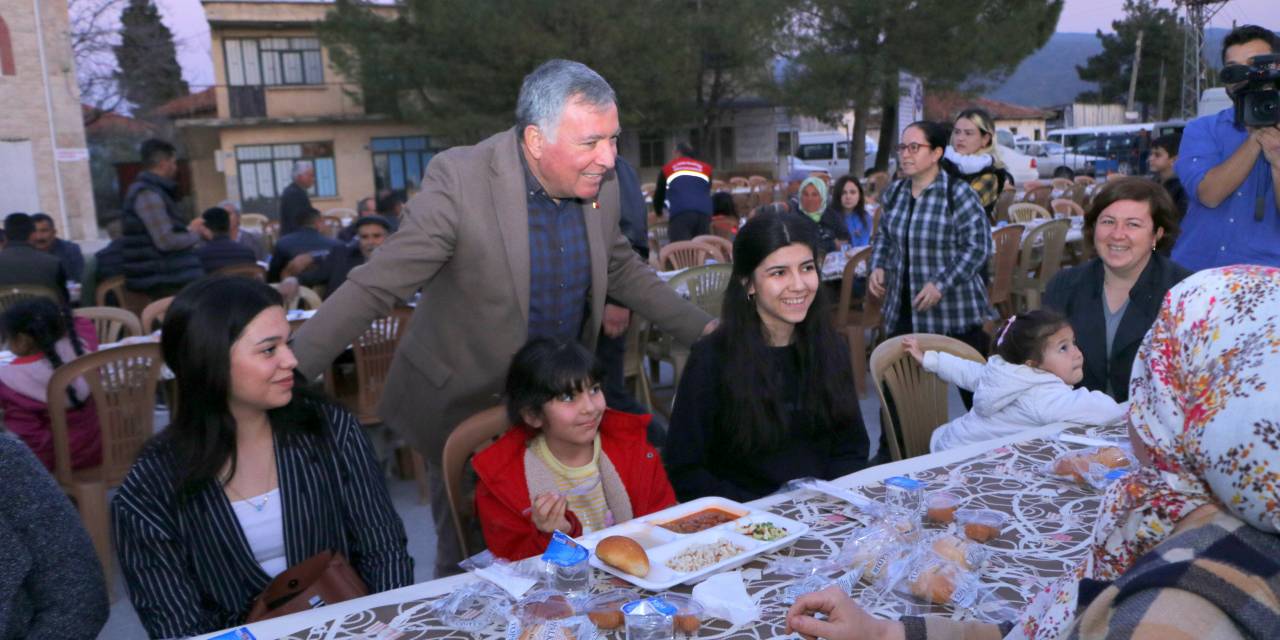 HONAZ BELEDİYESİ’NİN İFTAR SOFRASI KOCABAŞ’TA KURULDU