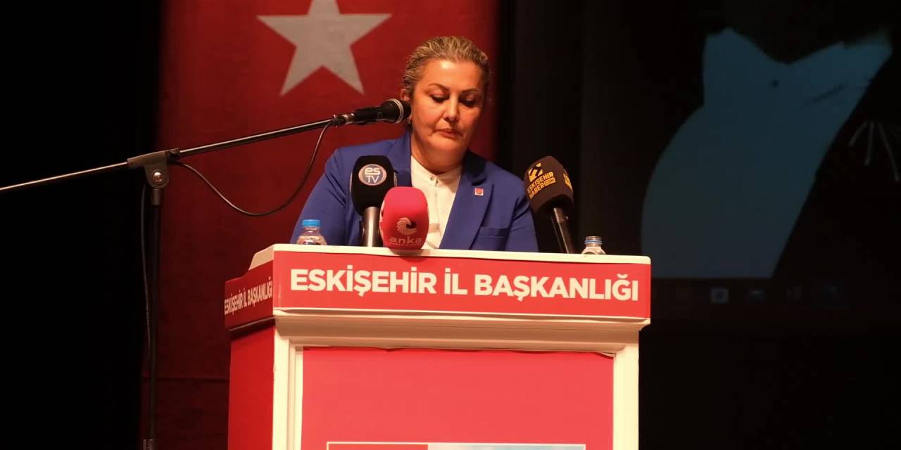 Eskişehir Chp İl Kongresi'nde Figen Kahya Ve Talat Yalaz İl Başkanlığına Aday Oldu