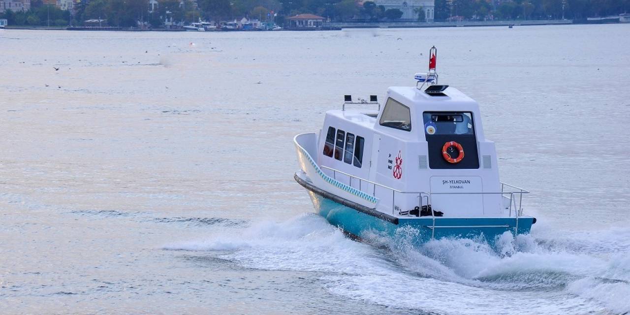 İbb Şehir Hatlarına Ait Deniz Taksi, 10 Kişiye Kadar Paylaşımlı Yolculuk İmkanı Sunmaya Başladı