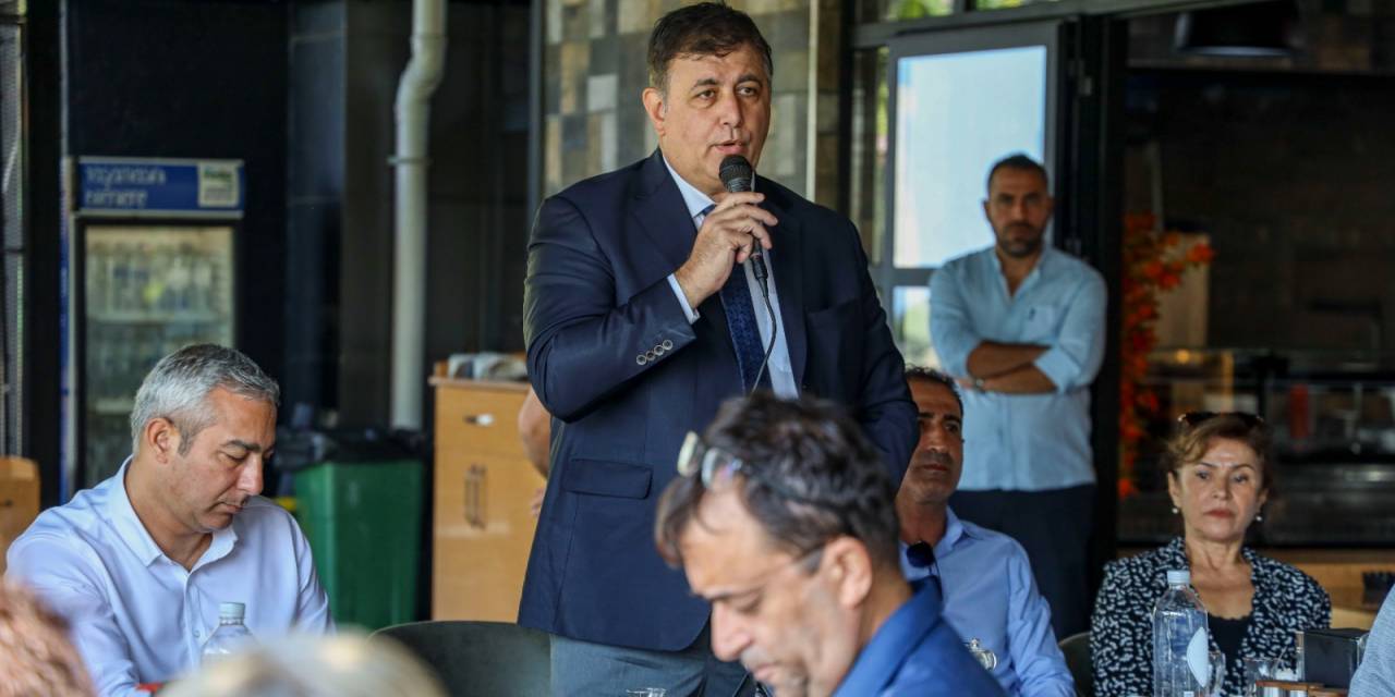Karşıyaka Belediye Başkanı Tugay, Chp Üyeleriyle Buluştu