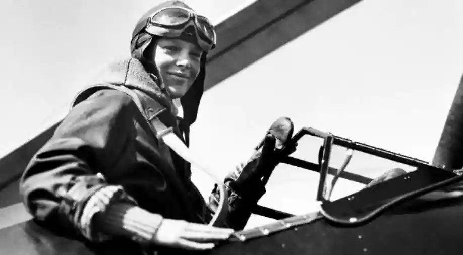 Ünlü Pilot Amelia Earhart'ın Deri Kaskı Açık Artırmada 825.000 Dolara Satıldı
