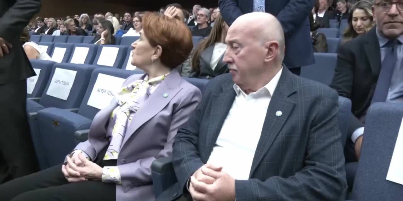 Meral Akşener, "Zübeyde, Analar Ve Oğullar" Filminin  Galasına Katıldı