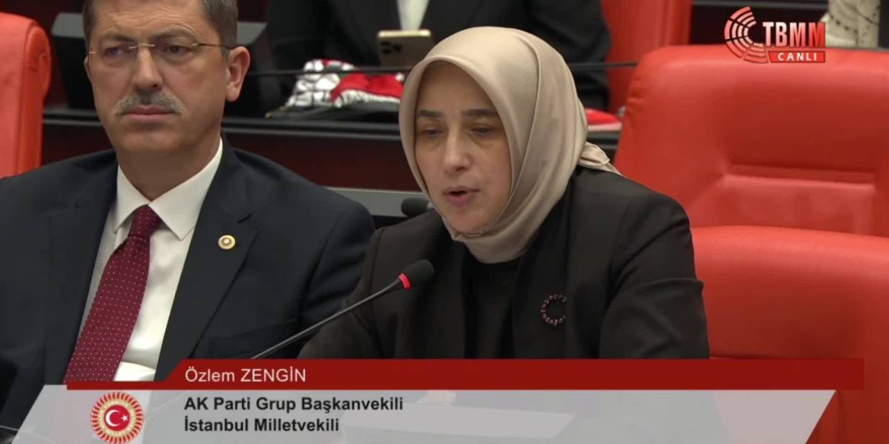 Özlem Zengin: "Bugün Gün İçerisinde Cumhurbaşkanlığı Kararnamesiyle 3 Günlük Bir Milli Yas İlan Edilecek"