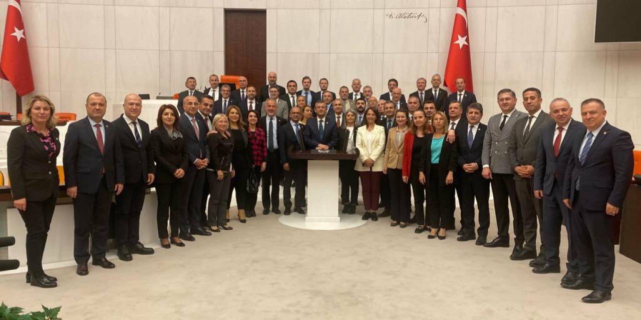 Chp'nin "Adalet Nöbeti" Tbmm Genel Kurulu'nda Başladı