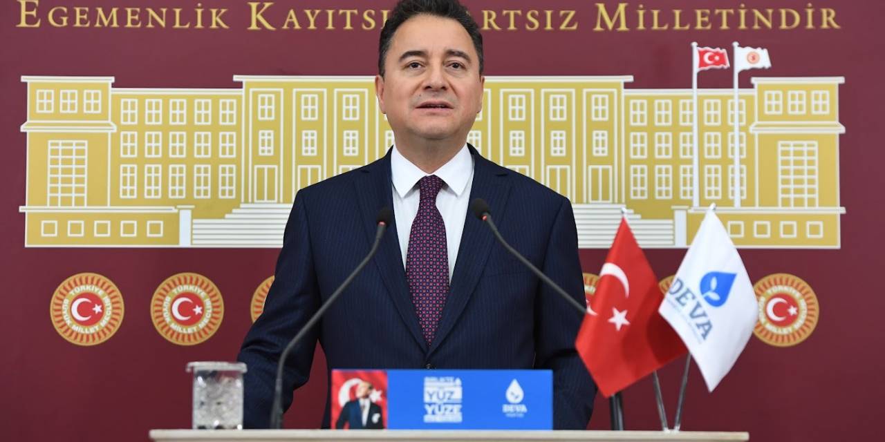 Ali Babacan:  Başımız Sağ Olsun. Hasan Bey'i Daima Hakkı, Adaleti Savunan Biri Olarak Hatırlayacağız