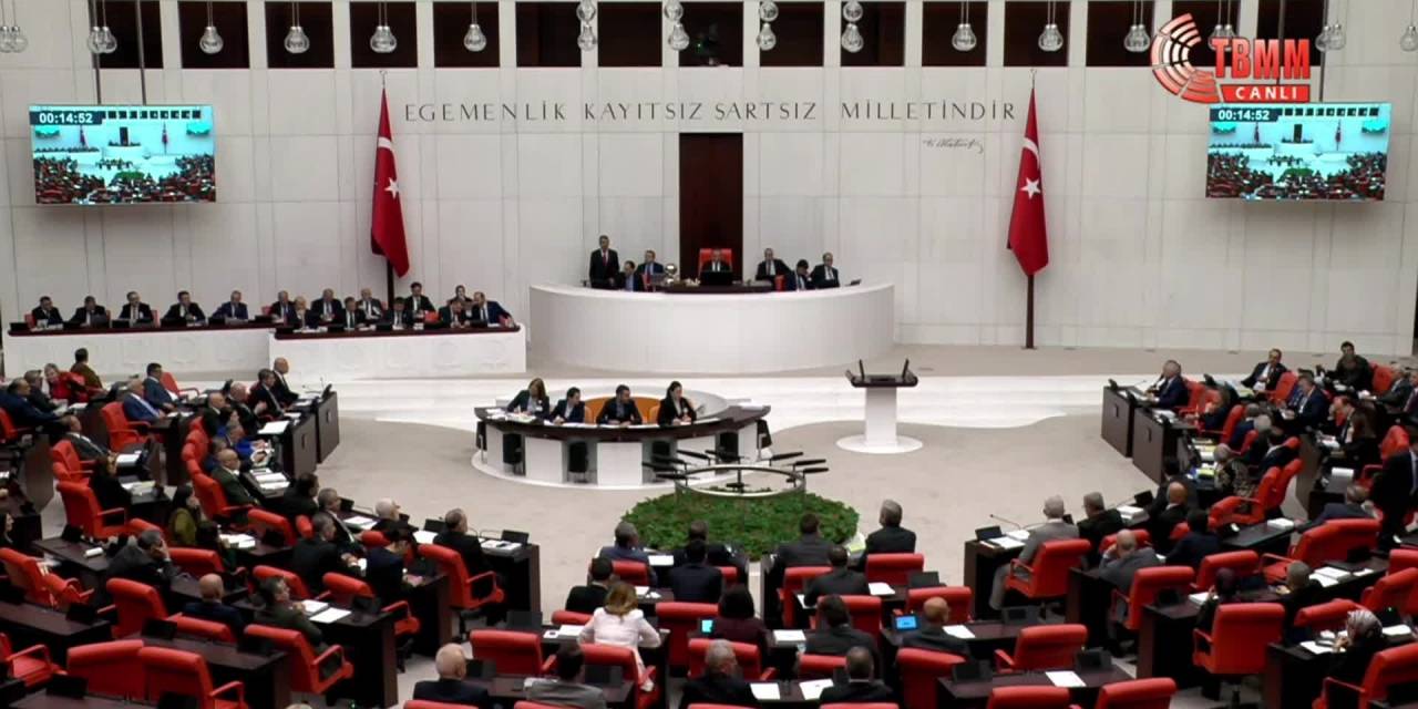 Sağlık Bakanı Fahrettin Koca: "4 Yıl Sonra Türkiye'nin Uzman Sayıs 110 Bin Olacak, Uzman Sorunu Kalmayacak"