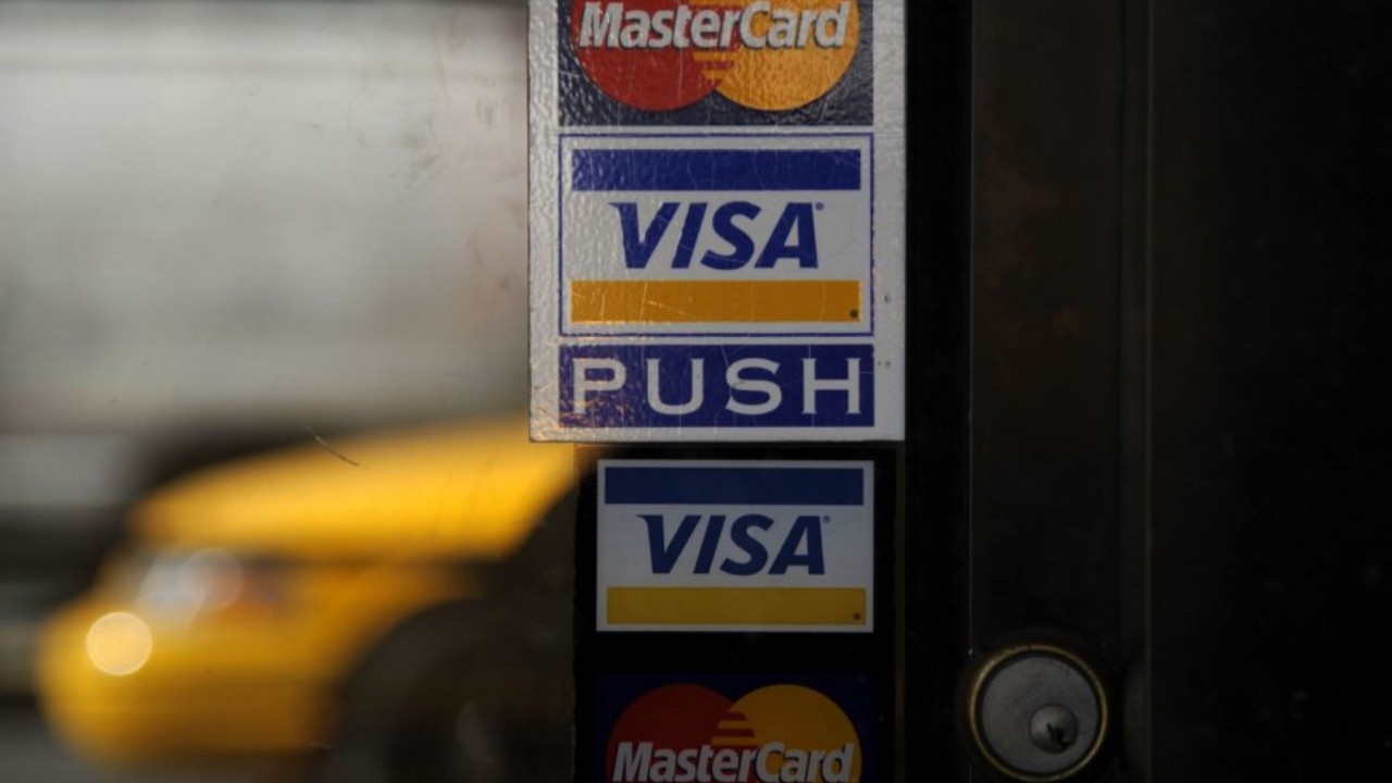 Visa ve Mastercard Rusya operasyonlarını askıya alıyor