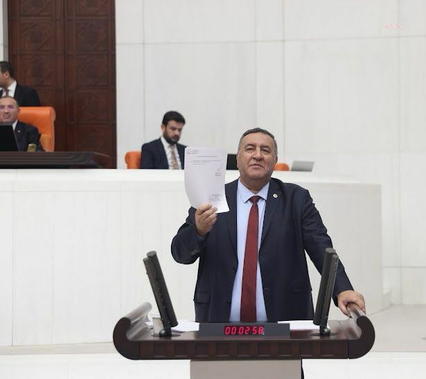 Ömer Fethi Gürer, “Diplomalı İşsizler” Sorununu: “İşsiz Nüfusun Üçte Biriüniversite Mezunu”