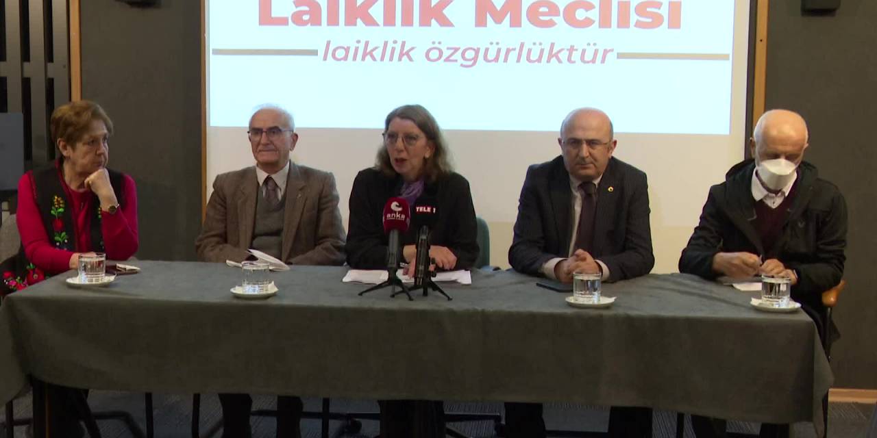 Umut Kuruç: “Laiklik Meclisi, 3 Mart'ı Laiklik Günü Olarak Kutlamayı Karar Altına Almıştır”