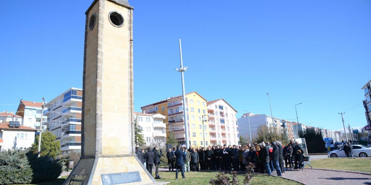 Kırşehir Belediye Başkanı Ekicioğlu, Uğur Mumcu’yu Anma Programına Katıldı